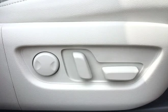 Vehicle Thumbnail 18