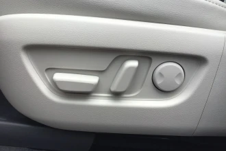 Vehicle Thumbnail 19