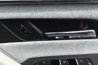 Vehicle Thumbnail 21