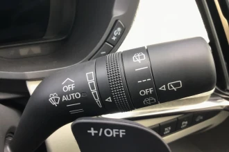 Vehicle Thumbnail 26