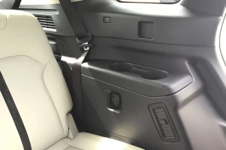 Vehicle Thumbnail 46