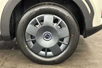 Vehicle Thumbnail 13