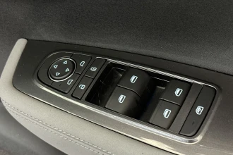 Vehicle Thumbnail 24