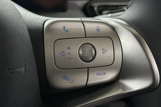 Vehicle Thumbnail 25