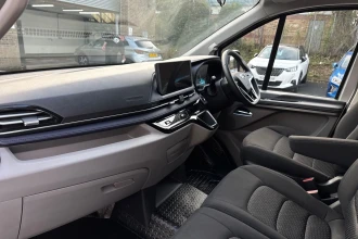 Vehicle Thumbnail 12