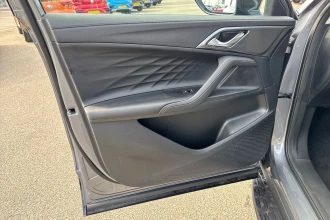 Vehicle Thumbnail 44