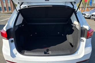 Vehicle Thumbnail 14