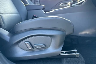 Vehicle Thumbnail 24