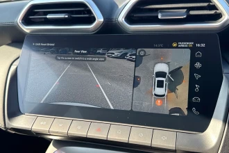 Vehicle Thumbnail 32