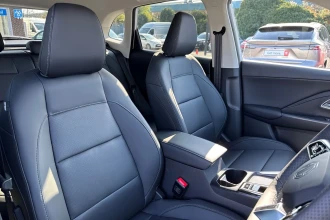 Vehicle Thumbnail 35