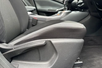 Vehicle Thumbnail 26