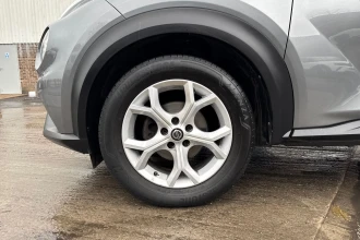 Vehicle Thumbnail 10