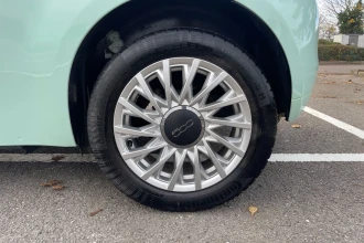 Vehicle Thumbnail 23