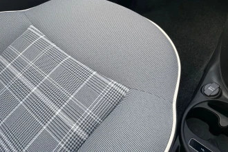 Vehicle Thumbnail 51