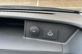 Vehicle Thumbnail 32