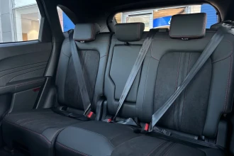 Vehicle Thumbnail 13