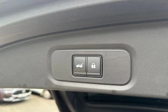 Vehicle Thumbnail 20