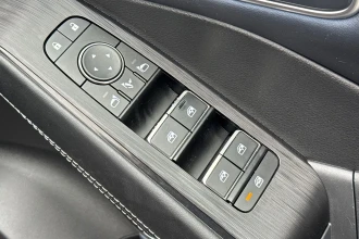 Vehicle Thumbnail 28