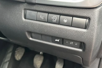 Vehicle Thumbnail 30