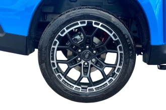 Vehicle Thumbnail 10