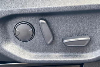 Vehicle Thumbnail 17