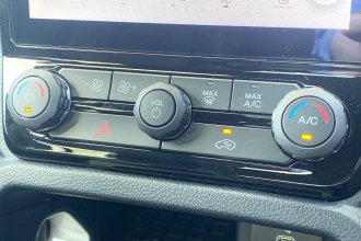 Vehicle Thumbnail 28