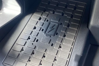 Vehicle Thumbnail 30