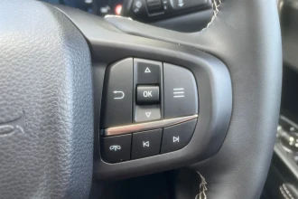 Vehicle Thumbnail 26