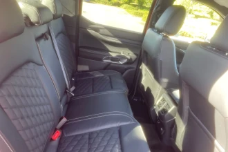 Vehicle Thumbnail 13