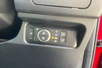 Vehicle Thumbnail 46