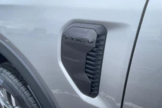 Vehicle Thumbnail 18