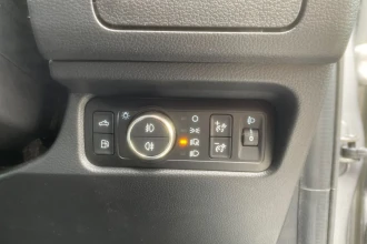 Vehicle Thumbnail 25