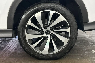 Vehicle Thumbnail 10