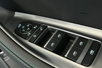 Vehicle Thumbnail 25