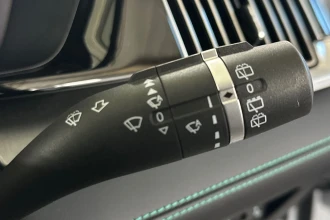 Vehicle Thumbnail 30