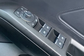 Vehicle Thumbnail 18