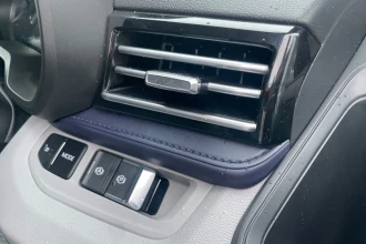 Vehicle Thumbnail 19