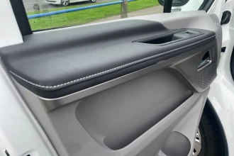 Vehicle Thumbnail 29