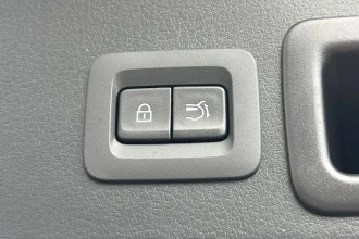 Vehicle Thumbnail 17