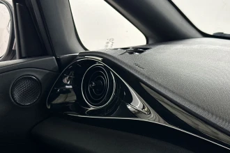 Vehicle Thumbnail 40