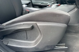 Vehicle Thumbnail 28