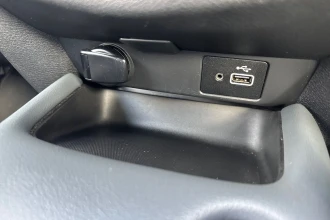 Vehicle Thumbnail 38