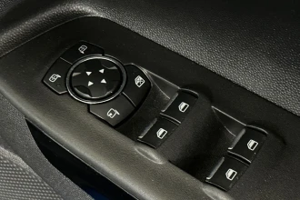 Vehicle Thumbnail 24