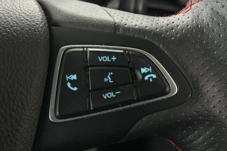 Vehicle Thumbnail 26