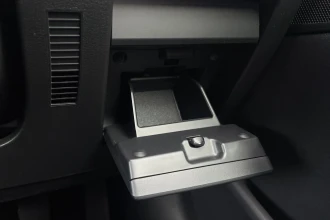 Vehicle Thumbnail 32