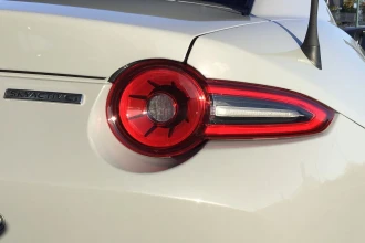 Vehicle Thumbnail 32