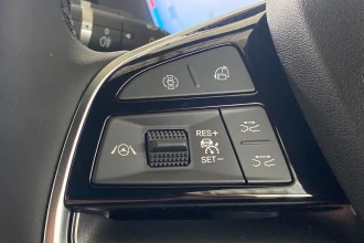 Vehicle Thumbnail 40