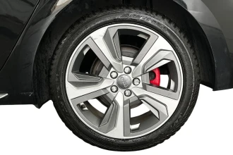 Vehicle Thumbnail 10