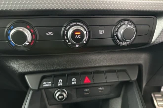 Vehicle Thumbnail 34