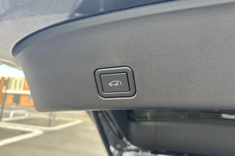 Vehicle Thumbnail 16